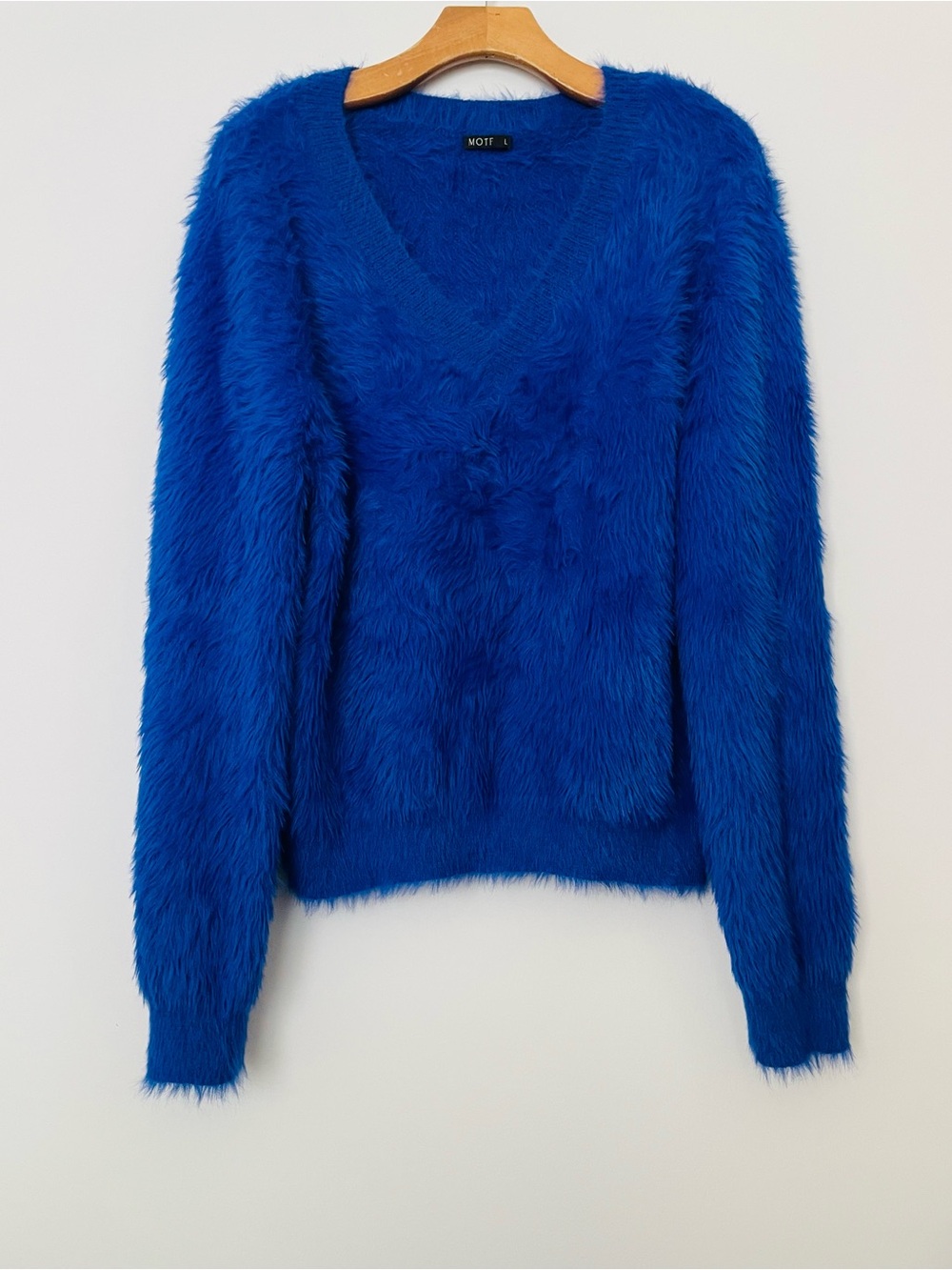 MOTF Royal Blue Fuzzy V-Neck Women's Sweater
